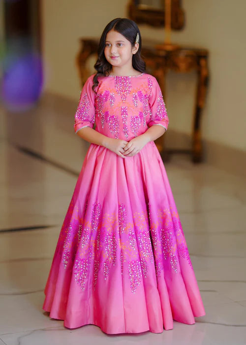 Amira